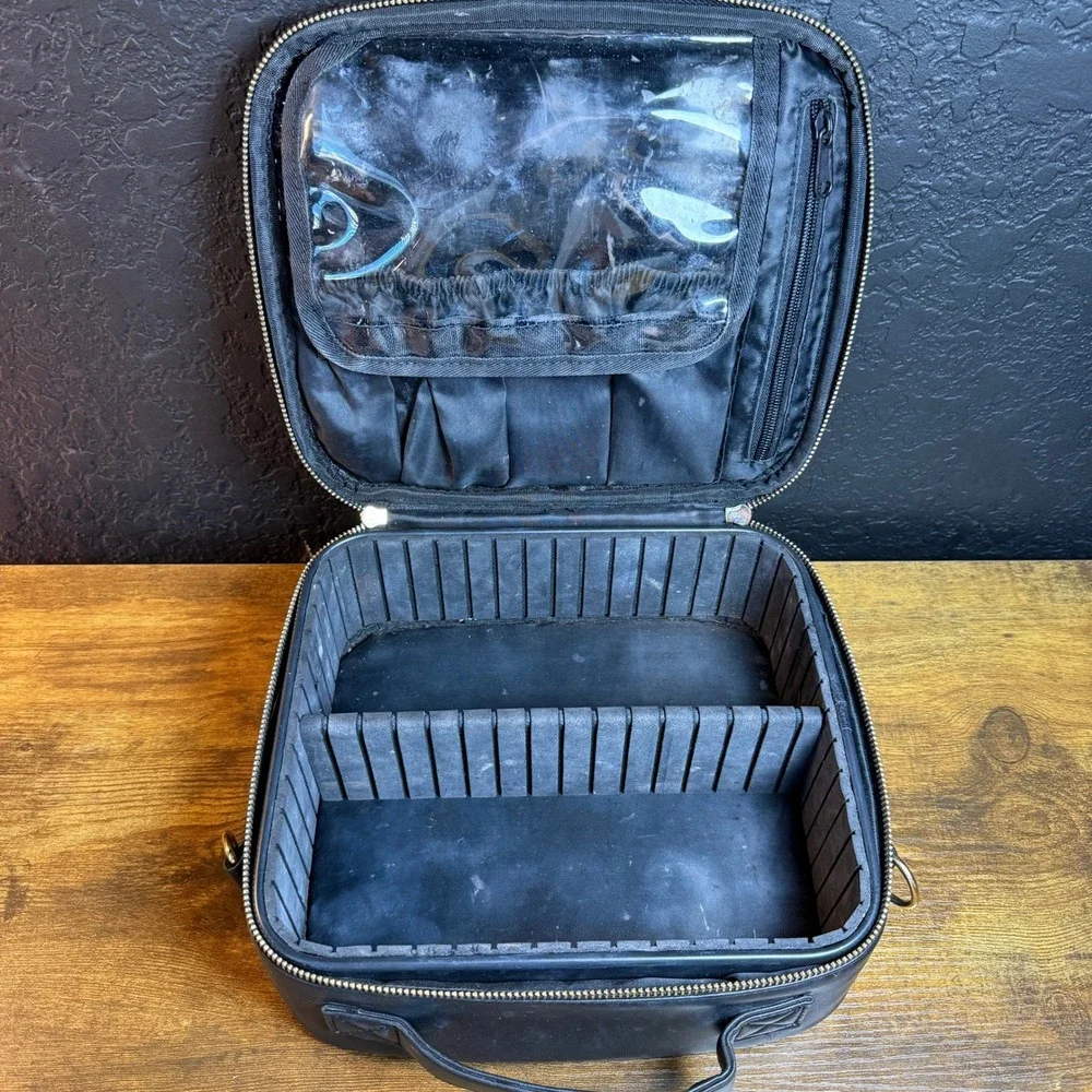 Luccattura Bee Croc Embossed Black Faux Leather Makeup Train Case OS